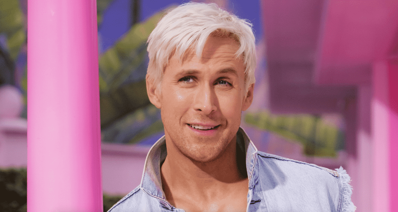 Barbie révèle le premier regard sur Ryan Gosling en tant que Ken, avec son nom sur ses sous-vêtements
