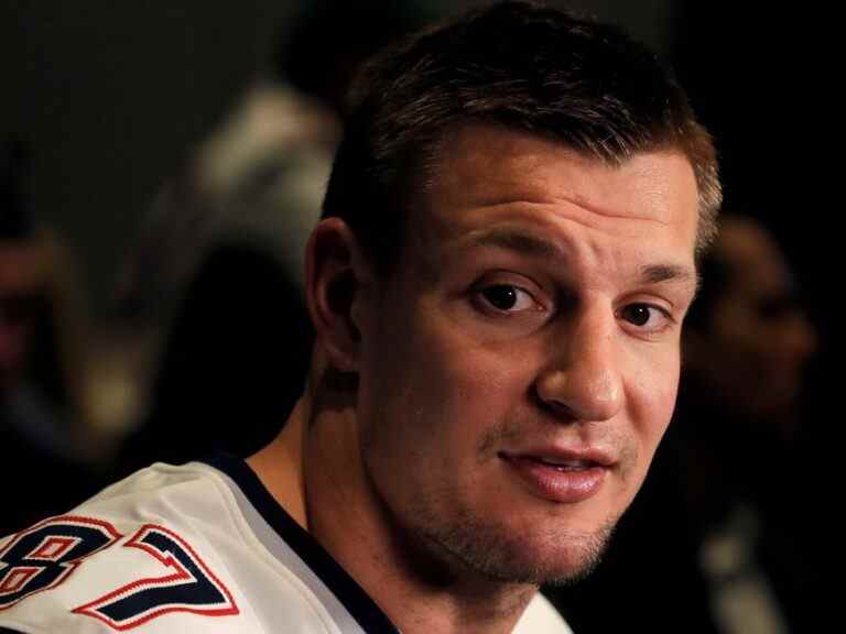 « CHEERS TO WHAT’S NEXT »: Gronkowski prend sa retraite pour la deuxième fois