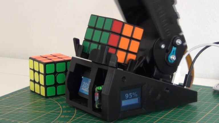 Ce solveur Raspberry Pi Rubik’s Cube peut être imprimé en 3D à la maison