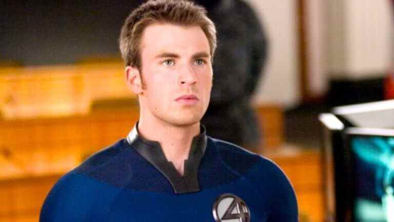 Chris Evans dit que jouer à nouveau à Johnny Storm serait "une vente plus facile" que de revenir en tant que Captain America
