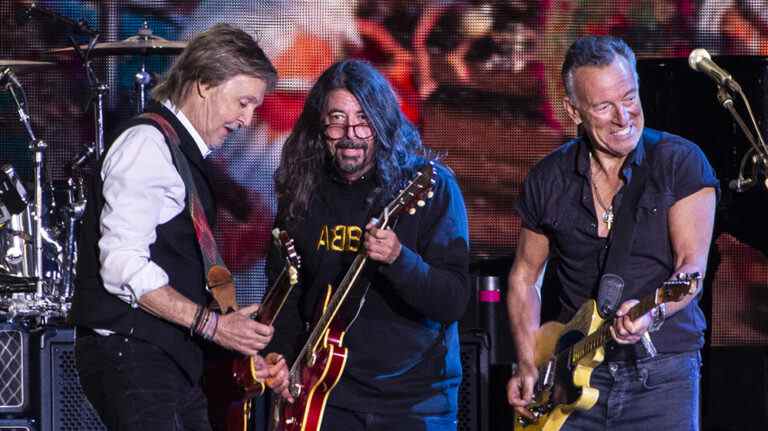 Dave Grohl rejoint Paul McCartney et Bruce Springsteen pour la première représentation depuis la mort de Taylor Hawkins Le plus populaire doit être lu Inscrivez-vous aux newsletters Variété Plus de nos marques
	
	
