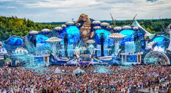 EDM Music Festival Tomorrowland Développer une série de romans fantastiques avec un œil sur l'adaptation cinématographique / télévisée (EXCLUSIF) Les plus populaires doivent être lus Inscrivez-vous aux newsletters Variety Plus de nos marques