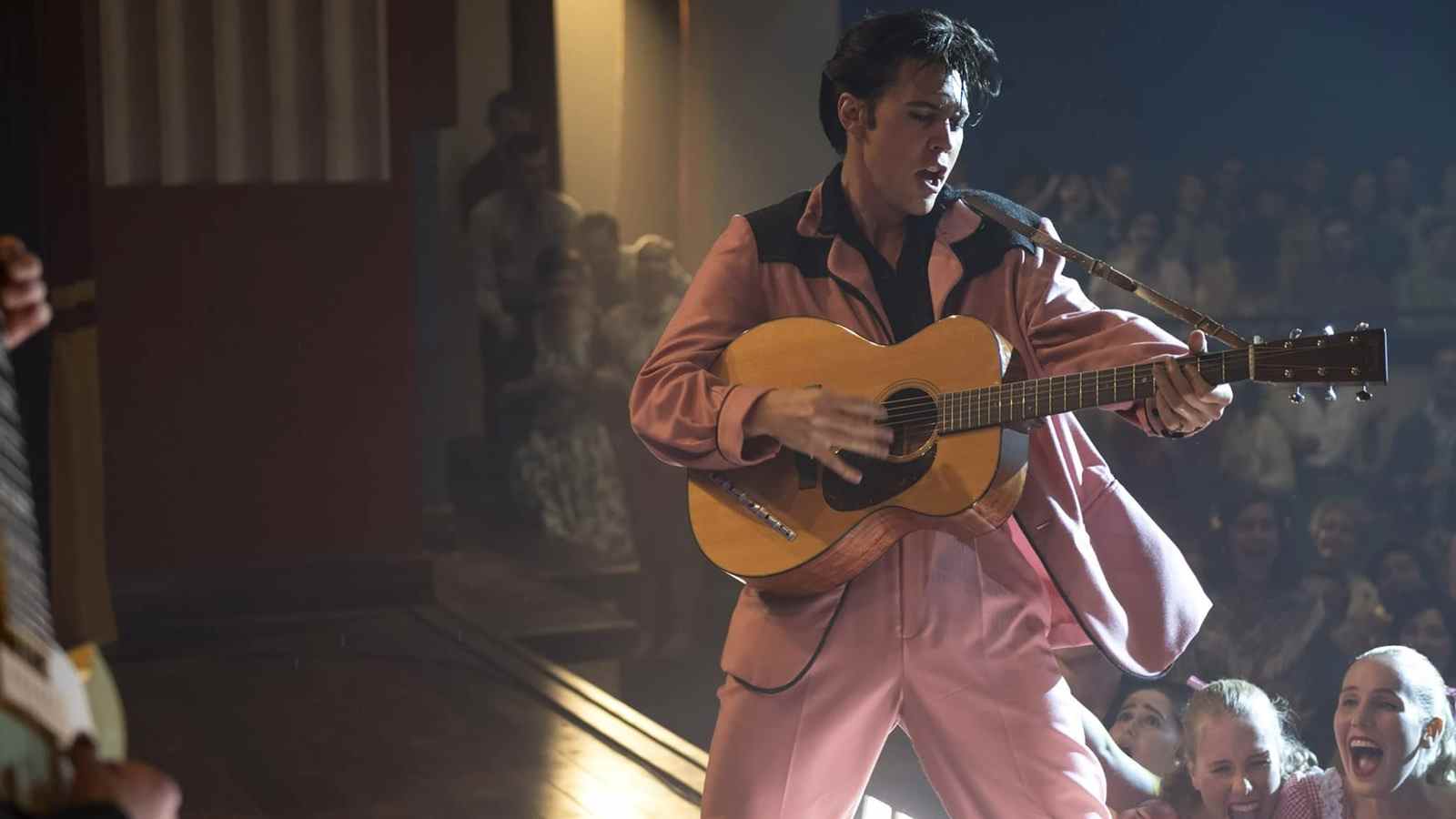 Elvis et le téléphone noir ont tous deux gagné gros au box-office
