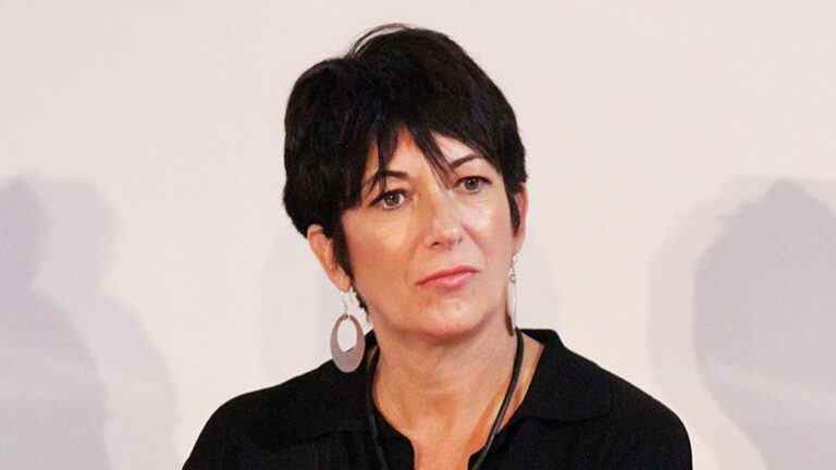 Ghislaine Maxwell condamnée à 20 ans pour avoir aidé Jeffrey Epstein
