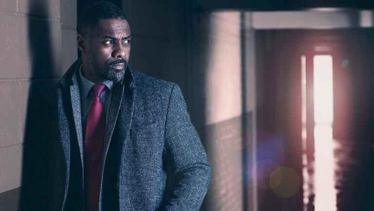 Idris Elba est-il sur le point de racheter Channel 4 ?