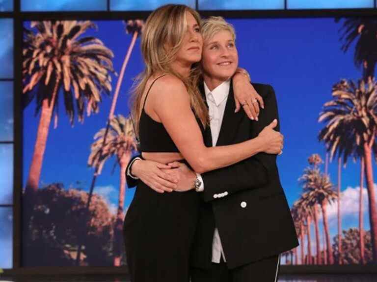 Jennifer Aniston plaisante sur le divorce de Brad Pitt dans le dernier épisode de « Ellen DeGeneres Show »