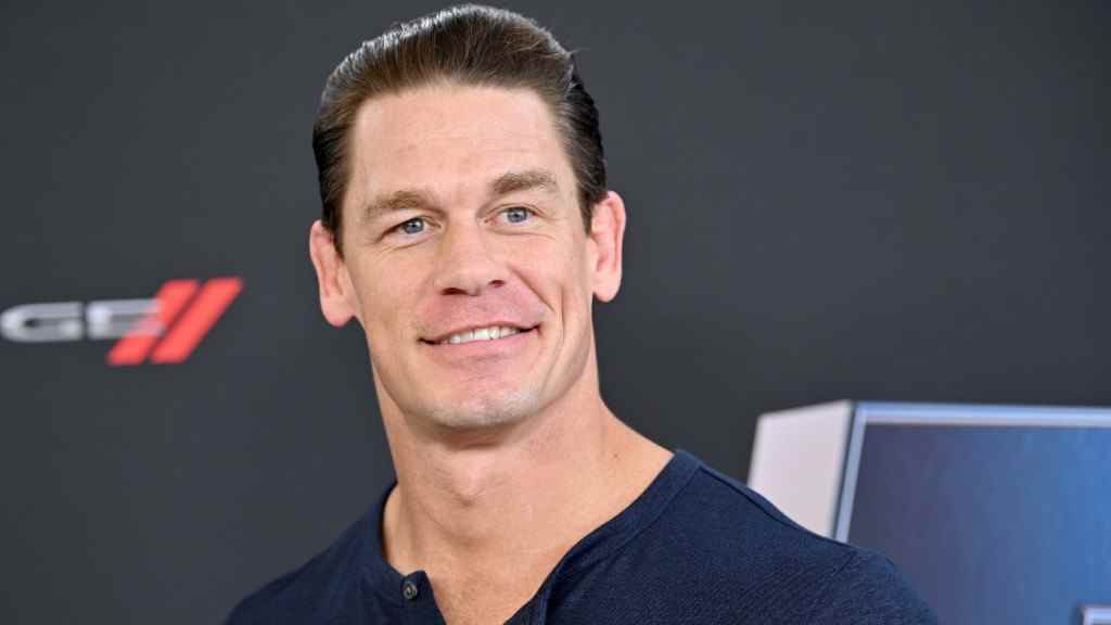 John Cena rencontre un adolescent superfan atteint du syndrome de Down qui a fui l'Ukraine
