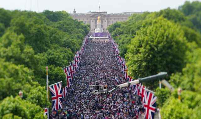 Jubilé de platine: Sir Elton John et Duran Duran se produiront à Party At The Palace le troisième jour – mais Queen manquera le Derby d’Epsom