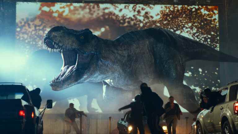 Jurassic World Dominion a bizarrement aidé une bombe au box-office à gagner un peu plus d'argent
