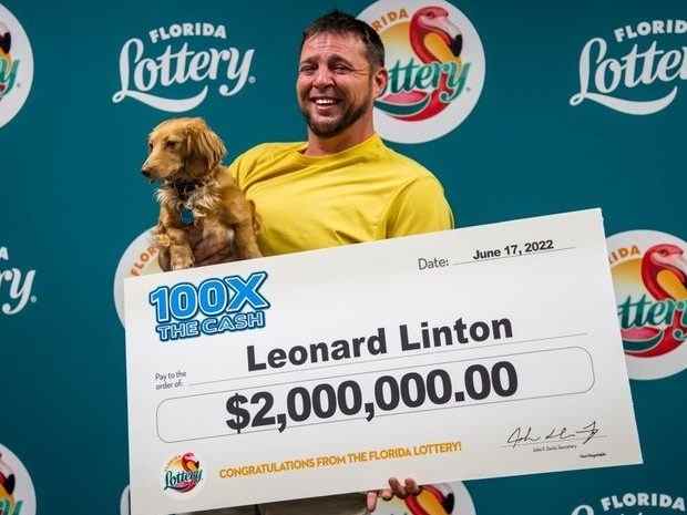 La chienne enceinte d’un homme de Floride lui rapporte un billet de loterie gagnant de 2 millions de dollars