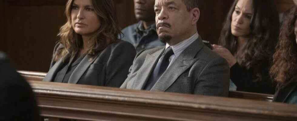 Law And Order : SVU révèle le nouveau showrunner, alors qu'est-ce que cela signifie pour la saison 24 ?