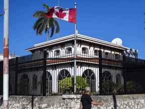 Ambassade du Canada à La Havane, Cuba.  Les diplomates américains et canadiens à La Havane ont commencé à remarquer des symptômes mystérieux et jusqu'à présent inexpliqués il y a environ six ans.