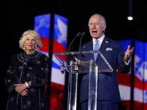 Le prince Charles s'adresse à la foule lors du concert du jubilé de platine de la reine Elizabeth devant le palais de Buckingham, à Londres, en Grande-Bretagne, le 4 juin 2022.