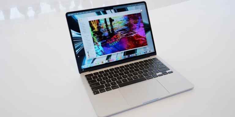 Les MacBook et iPad OLED viennent d’être annoncés pour 2024