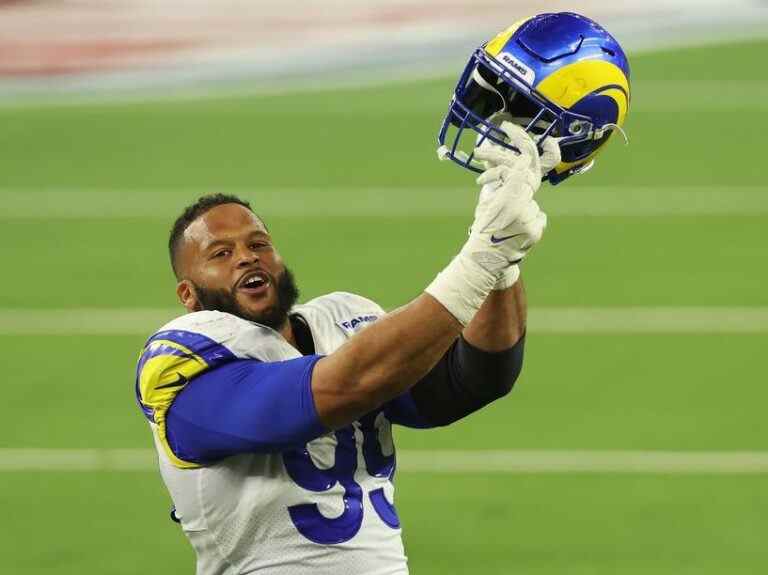 Les Rams font d’Aaron Donald le non-QB le mieux payé de l’histoire: Rapports