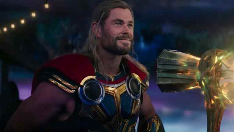 Les billets pour Thor : Love and Thunder sont en vente, de nouvelles affiches dévoilées
