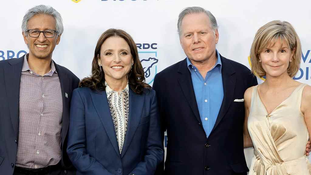 L'événement NRDC honorant Julia Louis-Dreyfus se transforme en Hollywood Exec Roast: 