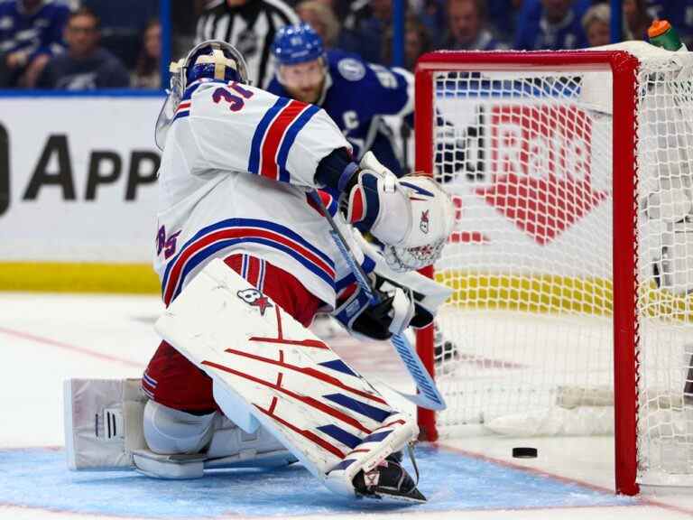 Lightning a battu les Rangers jusqu’à la finale de l’Est