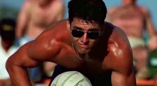 L'infâme chanteur de "Danger Zone" de Top Gun se souvient d'avoir vu un film pour la première fois et pourquoi la scène de volley-ball torse nu était super importante