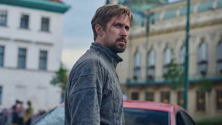  Netflix pourrait-il ramener Regè-Jean Page, Ana De Armas, Ryan Gosling, Chris Evans et plus encore pour The Grey Man 2 ?  Voici ce que dit Gosling
