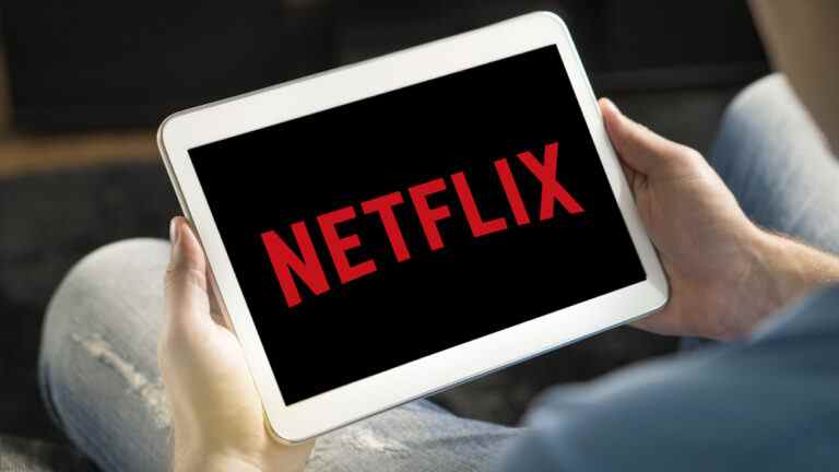 Netflix serait en pourparlers avec NBCU, Google sur les offres pour le plan financé par la publicité Les plus populaires doivent être lus Inscrivez-vous aux newsletters Variety Plus de nos marques
	
	
