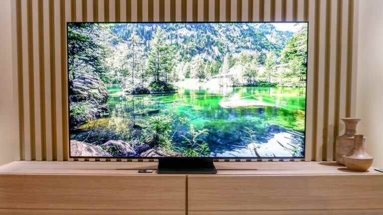 Nous venons de tester le premier téléviseur QD-OLED de Samsung — et les résultats vont vous surprendre