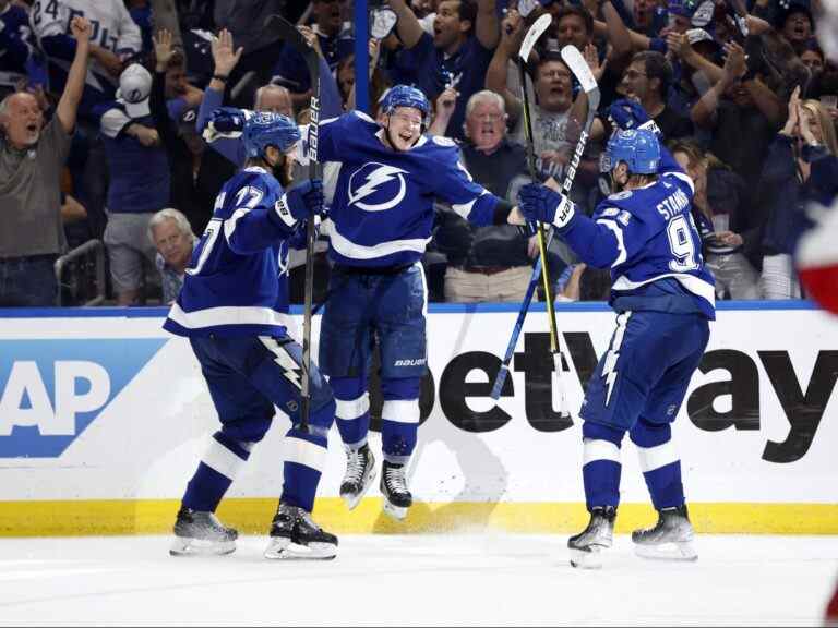 Ondrej Palat marque dans la dernière minute ;  Les meilleurs Rangers de Lightning dans le match 3