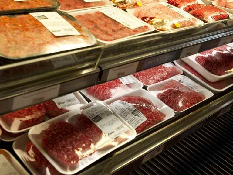 Opinion : C’est quoi le boeuf avec des étiquettes d’avertissement sur la viande hachée ?