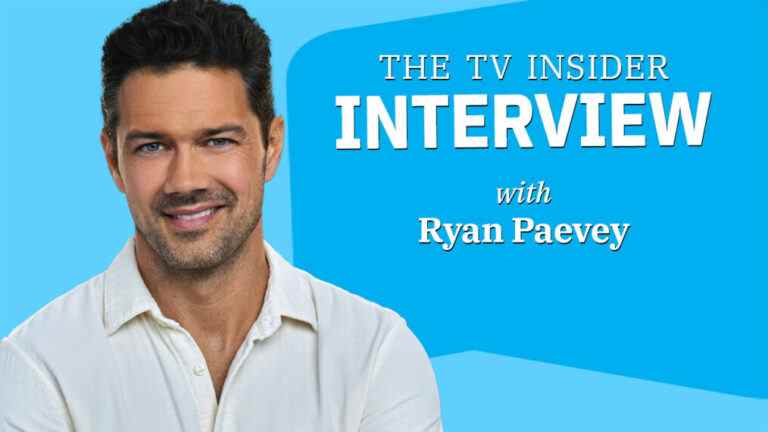 Ryan Paevey parle d'amour, d'Hawaï et de torse nu dans "Two Tickets to Paradise" (VIDEO)
