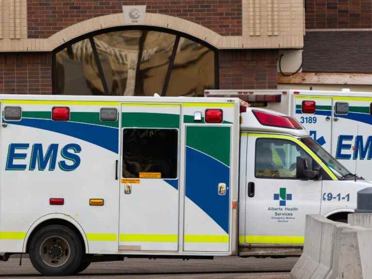 «Surpopulation désastreuse»: les médecins d’urgence de l’Alberta disent que les urgences sont confrontées au poids de la pression des soins de santé