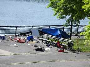 La scène d'une fusillade meurtrière à Harlem dans le quartier de Manhattan à New York le 20 juin 2022.