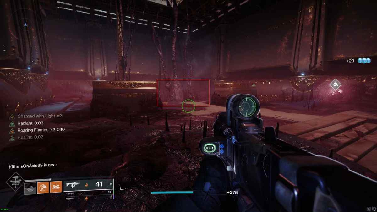 Un Gardien découvre un tunnel menant à un passage secret dans Destiny 2