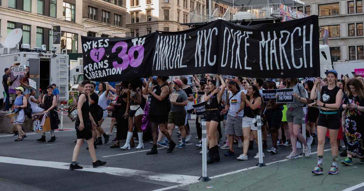 Trente ans de communauté - sans flics ni corporations - à la Dyke March
