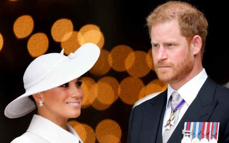 Le prince Harry et Meghan ont raté le survol du jubilé de platine alors qu’ils se précipitaient vers la porte de sortie