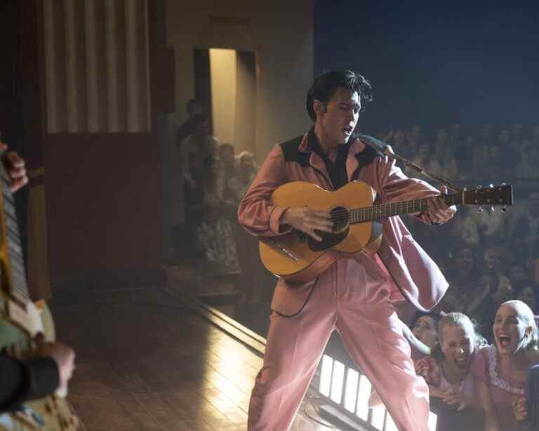 « Elvis » et « Top Gun : Maverick » se disputent la première place au box-office