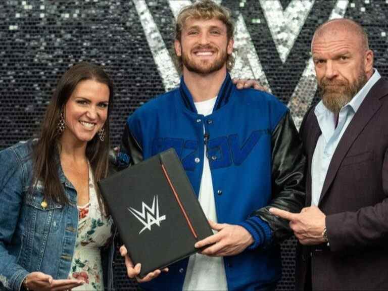 La star de YouTube Logan Paul signe avec la WWE