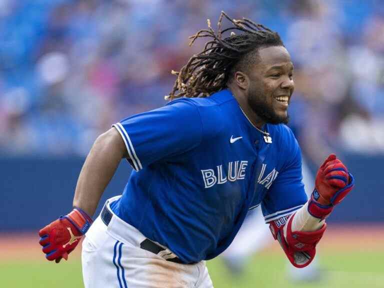 SIMMONS: Une première mi-temps en dents de scie pour avoir déçu les Blue Jays