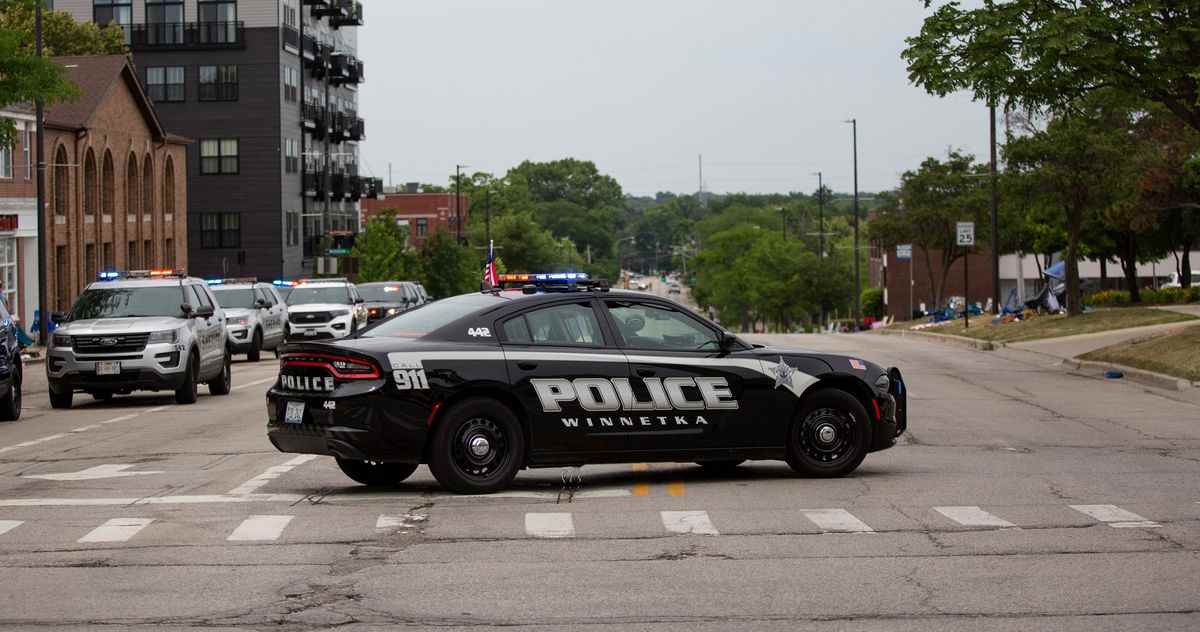 Le suspect de la fusillade de Highland Park est en garde à vue
