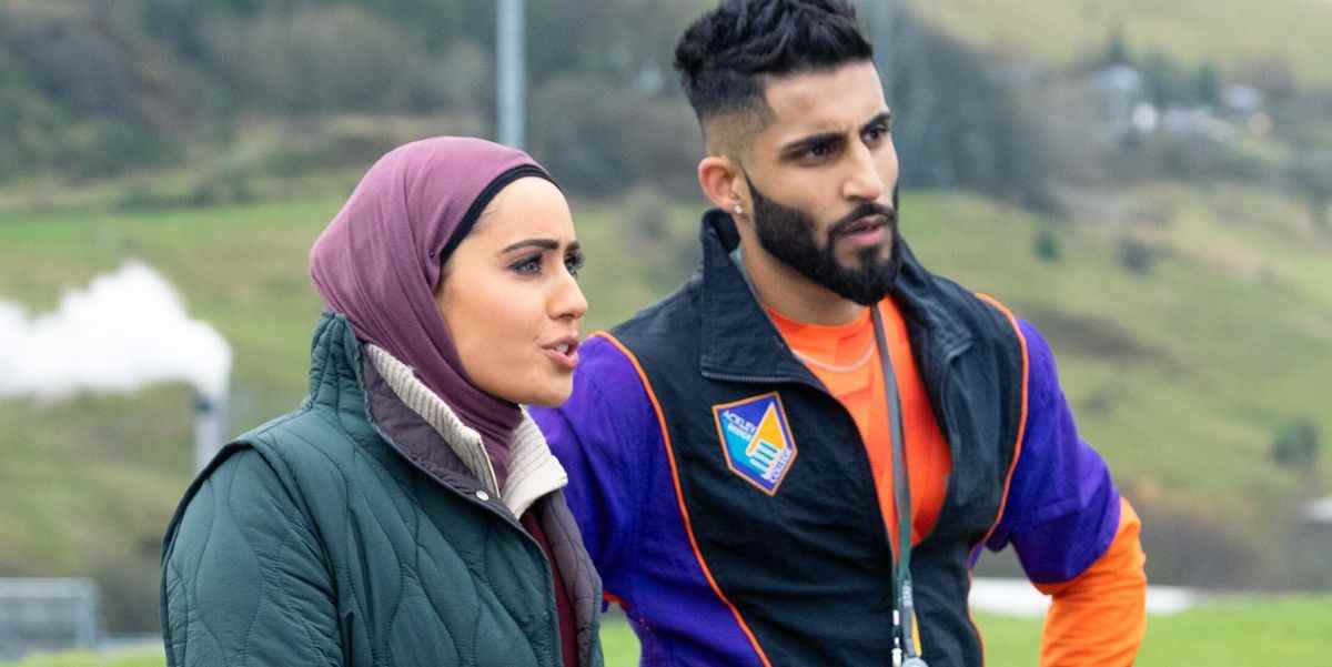 Ackley Bridge révèle tous les détails sur les nouveaux personnages Kyle Dobson et Asma Farooqi

