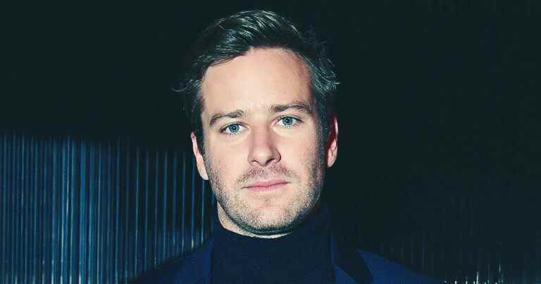 Excusez-moi, Armie Hammer est-il vraiment un concierge d'hôtel ?
