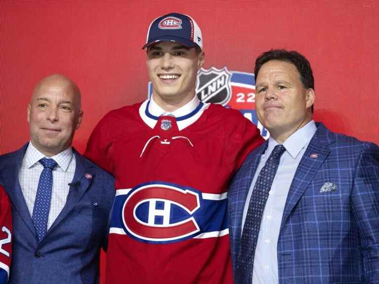 Les Canadiens choisissent Juraj Slafkovsky avec le premier choix au repêchage de la LNH