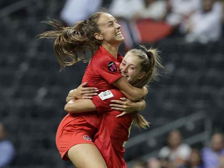 Le Canada prend un départ victorieux au championnat W de la Concacaf malgré les premières difficultés