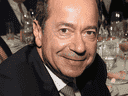 John Paulson, qui est devenu célèbre grâce à son pari contre le logement américain en 2008, a été accusé par sa femme de lui avoir caché des milliards d'actifs.  Le couple divorce.