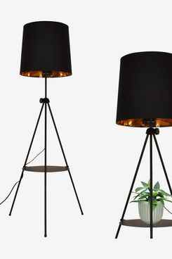 Lampadaire contemporain trépied abat-jour noir doré avec étagère