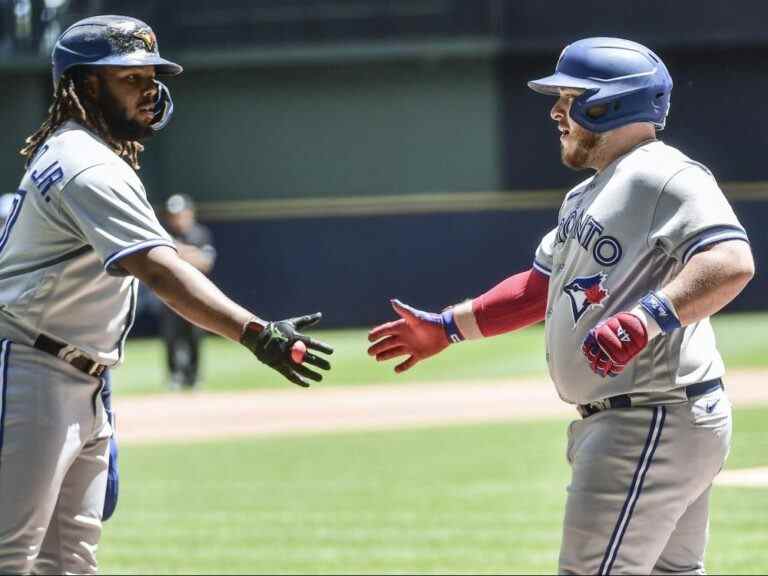 DEUX POUR LE SPECTACLE: Kirk des Blue Jays et Guerrero choisis comme partants étoiles