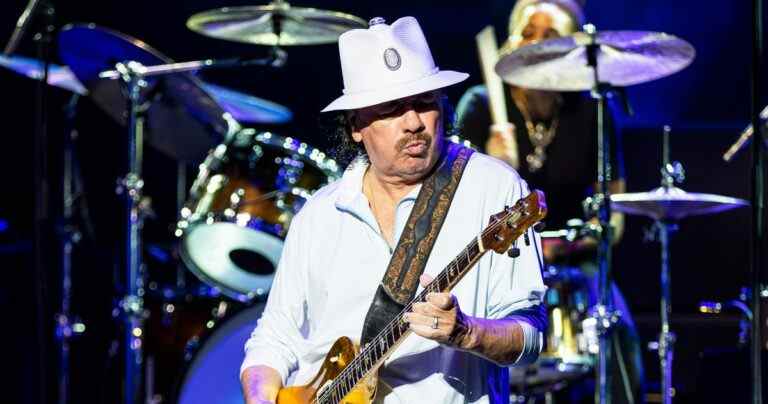 Carlos Santana "se calme" après s'être évanoui sur scène
