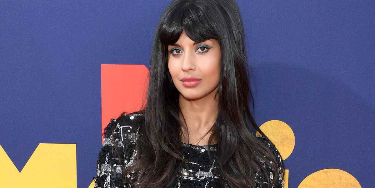 She-Hulk révèle un nouveau regard sur Jameela Jamil de The Good Place dans le rôle du méchant Marvel

