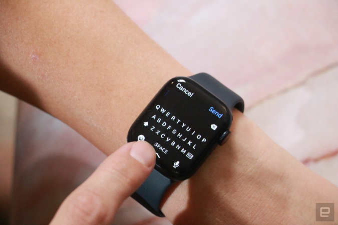 Le nouveau clavier QWERTY de l'Apple Watch Series 7.