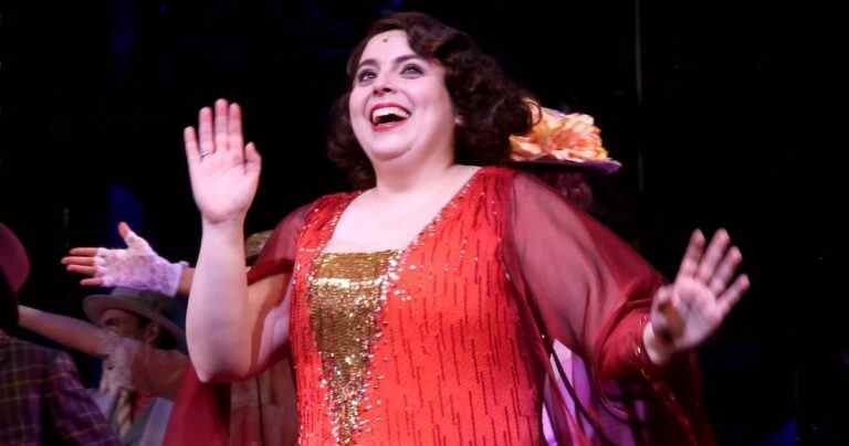  Au revoir, Magnifique !  Beanie Feldstein quitte Funny Girl tôt
