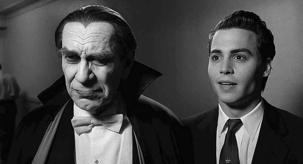 Martin Landau dans un costume de Dracula aux côtés de Johnny Depp dans le rôle d'Ed Wood dans Ed Wood en 1994.